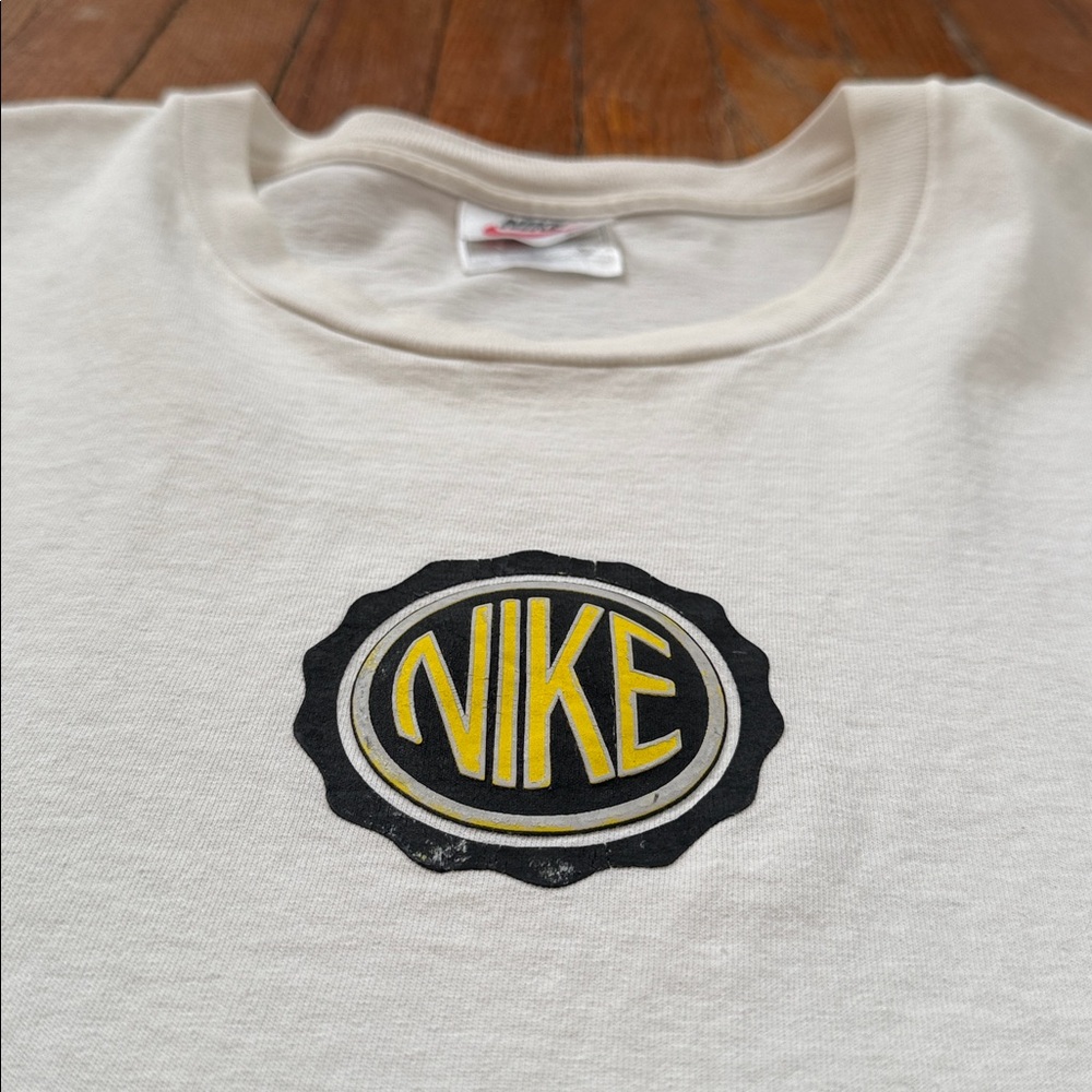 Early 90’s Nike Vintage T-Shirt Puff Print Center Logo - Picture 2 of 9